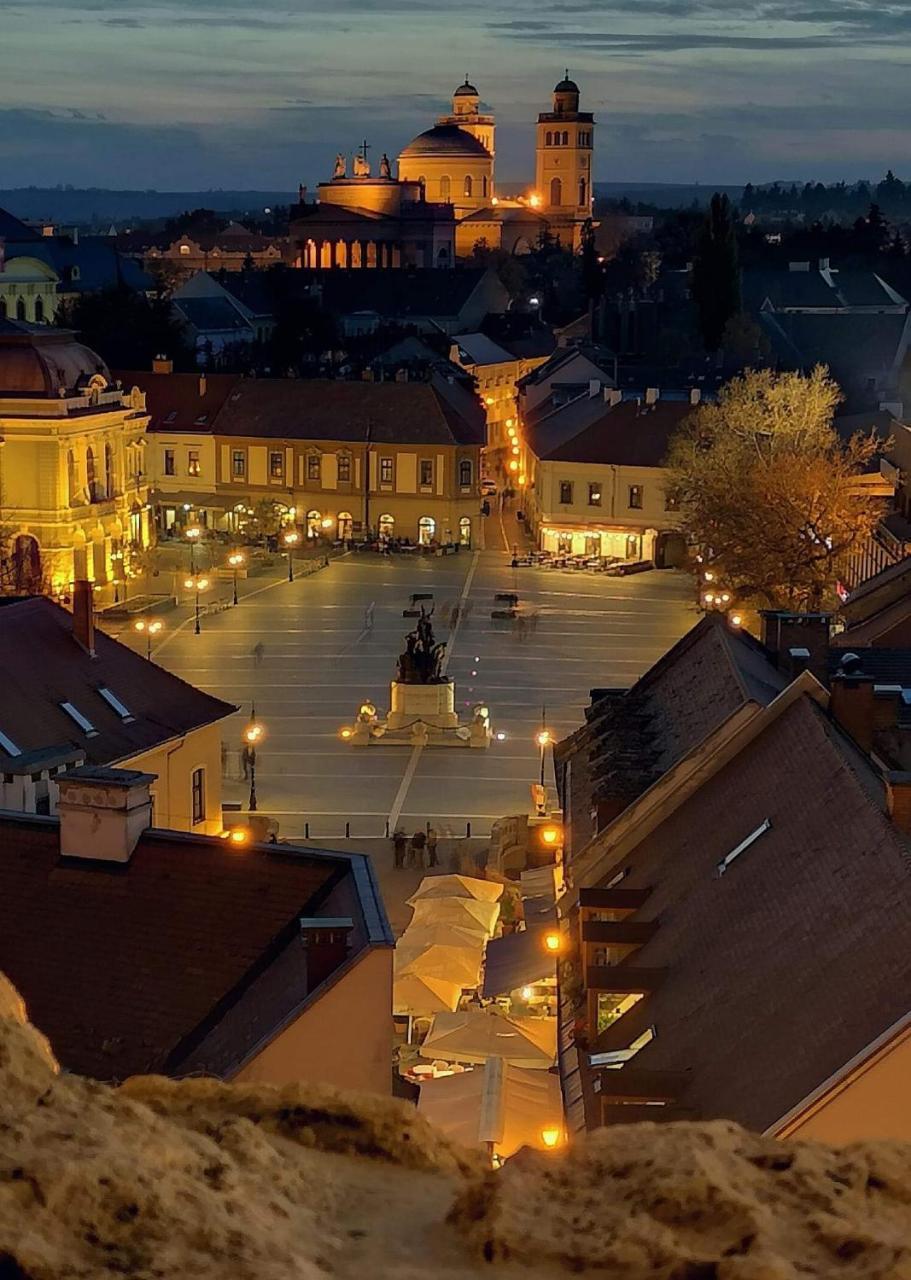 Kokusz Apartmanok Эгер Экстерьер фото